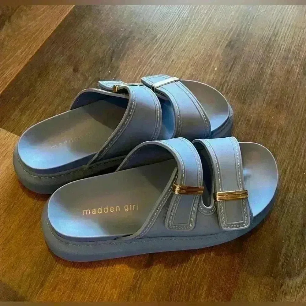 Madden Girl Sandals size 7M Light blue